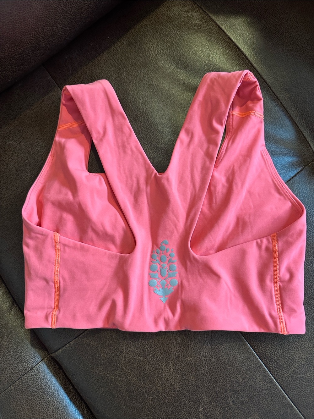 Win Win Sports Bra - Picture 2 of 4